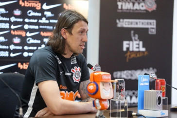 C�ssio concede coletiva no CT no dia do �ltimo treino antes do jogo contra o Santos