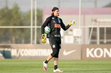 C�ssio no �ltimo treino do Corinthians antes do jogo contra o Santos