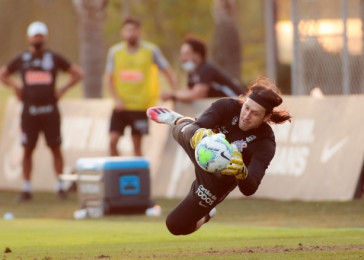 C�ssio no �ltimo treino do Corinthians antes do jogo contra o Santos