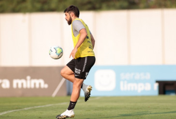 M�ndez no �ltimo treino do Corinthians antes do jogo contra o Santos
