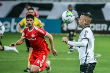 Luan no jogo contra o Internacional, pelo Brasileir�o, na Neo Qu�mica Arena
