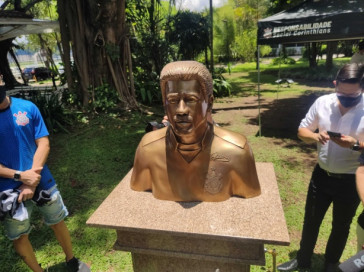 Busto de Ronaldo Giovaneli no Parque So Jorge