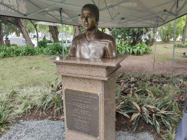 Inaugura��o busto Marcerlinho Carioca