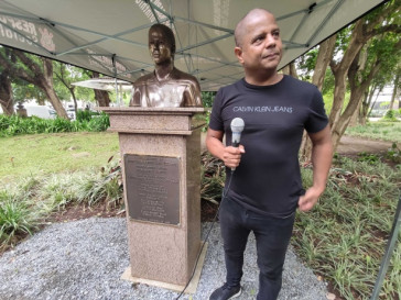 Inaugura��o busto Marcerlinho Carioca