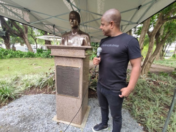 Inaugura��o busto Marcerlinho Carioca