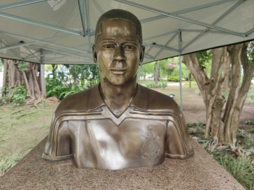 Inaugura��o busto Marcerlinho Carioca