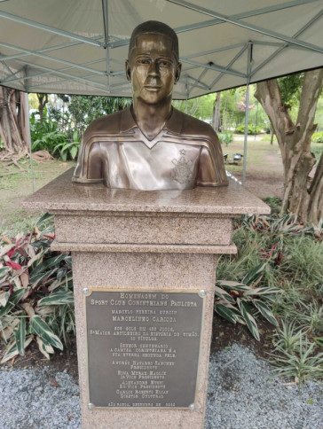 Inaugura��o busto Marcerlinho Carioca