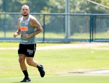 Andr Luis est de volta ao Corinthians