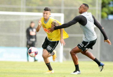 Adson é um dos nomes mais promissores da base corinthiana