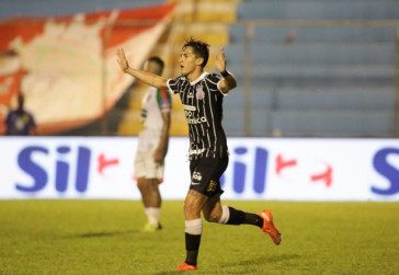 Vital fechou a vit�ria do Corinthians por 3 a 0 diante do Salgueiro pela Copa do Brasil