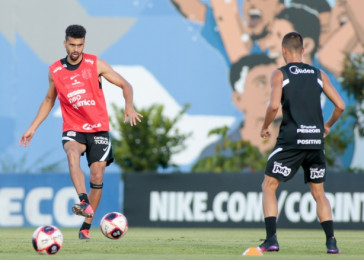 Léo Santos segue em ritmo forte de treinamento no CT