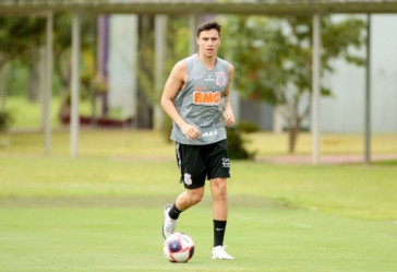 Mantuan sofreu uma leso no joelho em outubro, quando atuava pela Seleo Sub-20 