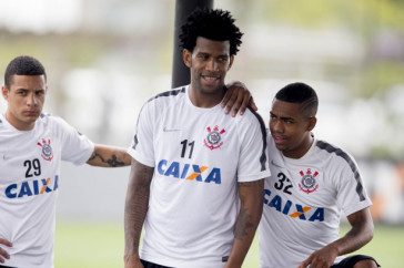 Malcom comentou amizade com Guilherme Arana e Gil