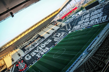 Gavies da Fiel prepara mosaico na Neo Qumica Arena para Majestoso