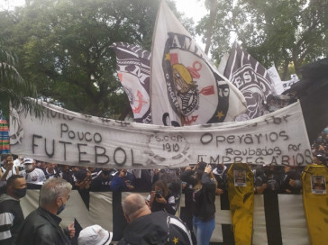 Imagens do protesto no Parque São Jorge