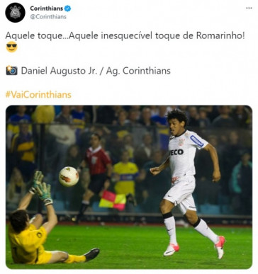 Romarinho marcando o gol