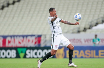J� durante jogo entre Corinthians e Fortaleza, no Castel�o, pelo Campeonato Brasileiro