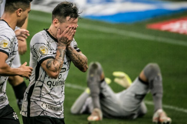 Mosquito marcou o gol do Corinthians contra o Atl�tico-MG na Neo Qu�mica Arena