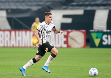 Volante Gabriel durante partida entre Corinthians e Atl�tico-MG, pelo Brasileiro