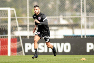 Giuliano seguiu com o seu trabalho de condicionamento físico em campo