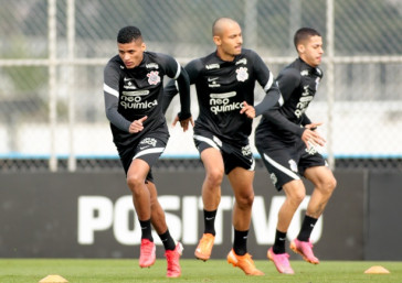 Molecada do Corinthians, Gabriel Pereira, Belezi e Vitinho marcou presena em campo