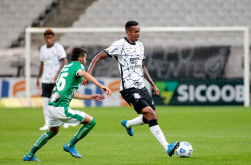 J� atuando no jogo entre Corinthians e Juventude, pelo Campeonato Brasileiro