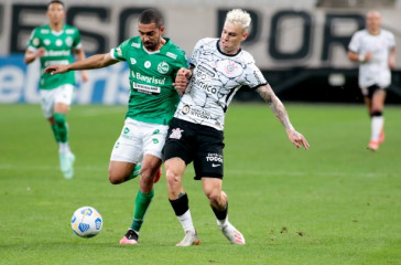 R�ger Guedes durante jogo entre Corinthians e Juventude