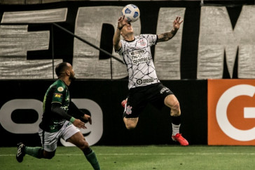 R�ger Guedes durante jogo entre Corinthians e Am�rica-MG, pelo Brasileir�o