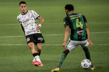 Gabriel Pereira durante jogo entre Corinthians e Am�rica-MG, na Neo Qu�mica Arena, pelo Brasileiro