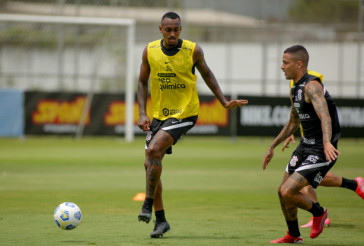 Raul Gustavo de volta aos treinamentos no Centro de Treinamentos do Corinthians