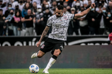 Renato Augusto no jogo entre Corinthians e Santos que aconteceu na Neo Qu�mica Arena