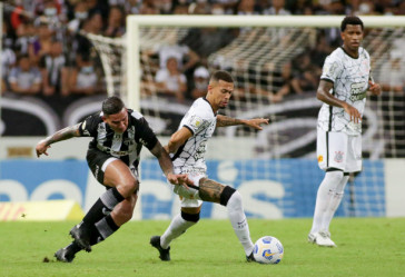 Jo�o Victor durante a partida entre Corinthians e Cear�
