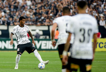 Gil no jogo entre Corinthians e Gr�mio, pelo Campeonato Brasileiro
