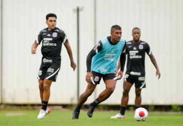 dolo do Corinthians, Paulinho divide a rotina com Du Queiroz e Xavier, garotos da base