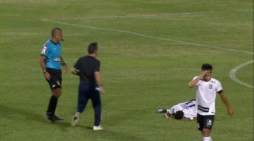 Fessin fraturou a perna em jogo contra o Ituano na Copinha