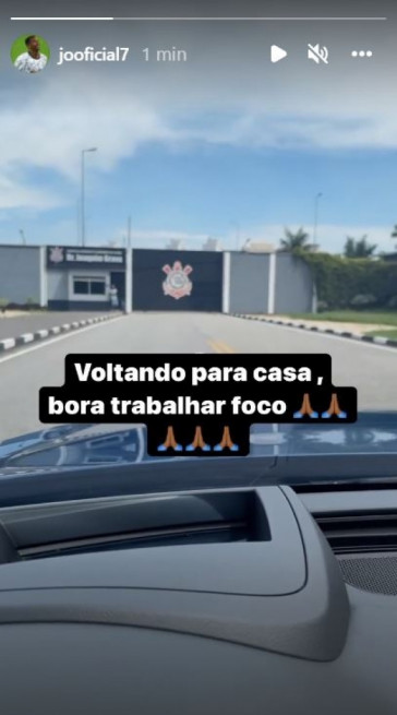 Jô publicou vídeo entrando no CT Joaquim Grava nesta sexta-feira