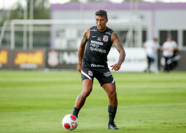 Anunciado na ltima sexta-feira, Paulinho tambm esteve no time titular corinthiano