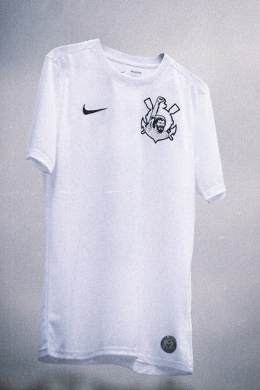 Meu Timão sorteia camisa comemorativa do Sócrates