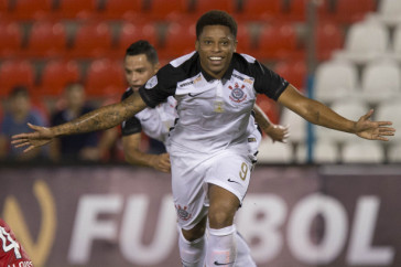 André marcou um gol pelo Corinthians na Libertadores 2016; ao todo, foram seis tentos