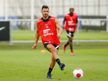 Giuliano durante treino desta manh�