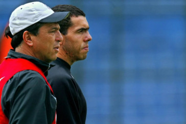 Passarella chegou a trabalhar com Tevez no Corinthians em 2005