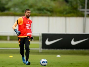 Goleiro Guilherme tamb�m treinou normalmente nesta quinta-feira