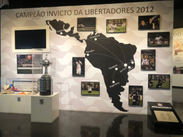 Espao destinado ao trofu Libertadores