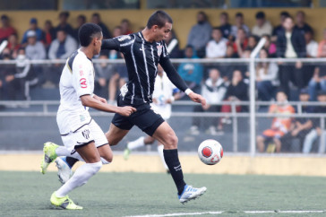 Giovane em Corinthians e S�o Bernardo pelo Paulist�o Sub-20