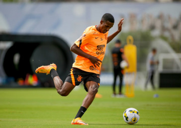 Provvel escalao do Corinthians para enfrentar o So Jos