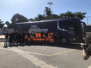 Jogadoras do Corinthians em anncio de parceria com a BusUp