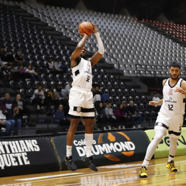 Corinthians venceu o terceiro jogo seguido no Paulist�o de Basquete