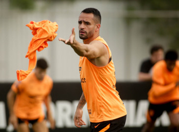 Renato Augusto em �ltimo treino do Corinthians antes da final da Copa do Brasil