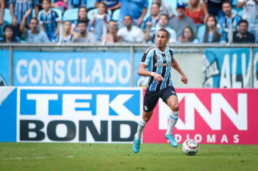 Nicolas, de 25 anos, foi titular da lateral esquerda do Grmio durante toda a Srie B