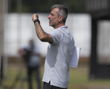 Fbio Mahseredjian, que est com a Seleo Brasileira no Catar, deixou o Corinthians em 2016 para se juntar  comisso tcnica de Tite